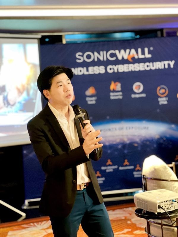 Soft De'but SonicWall